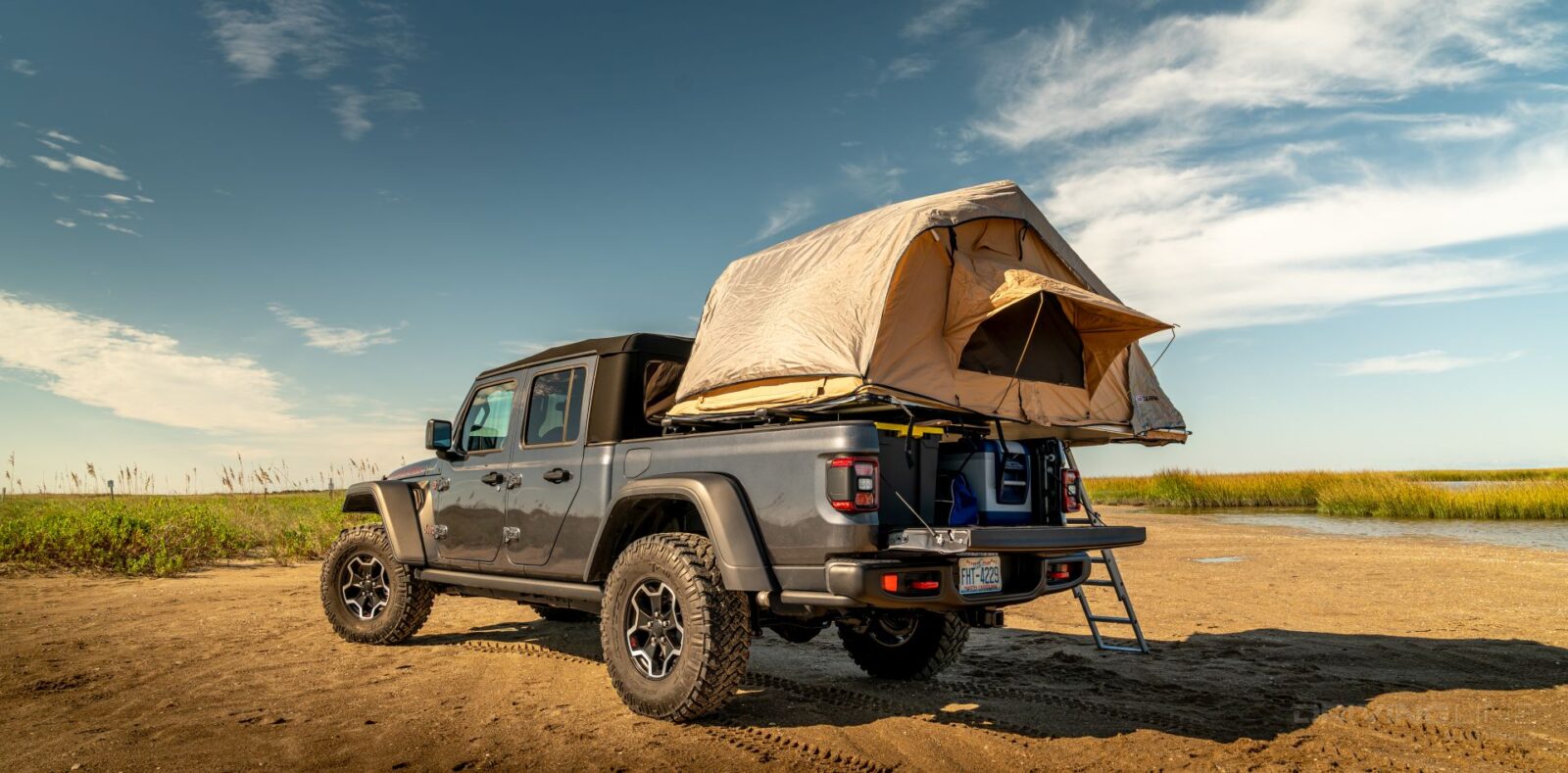 Jeep Gladiator Roof Top Tent
