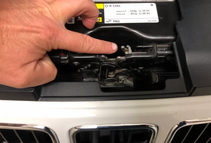 Jeep Cherokee Hood Latch Won't Close